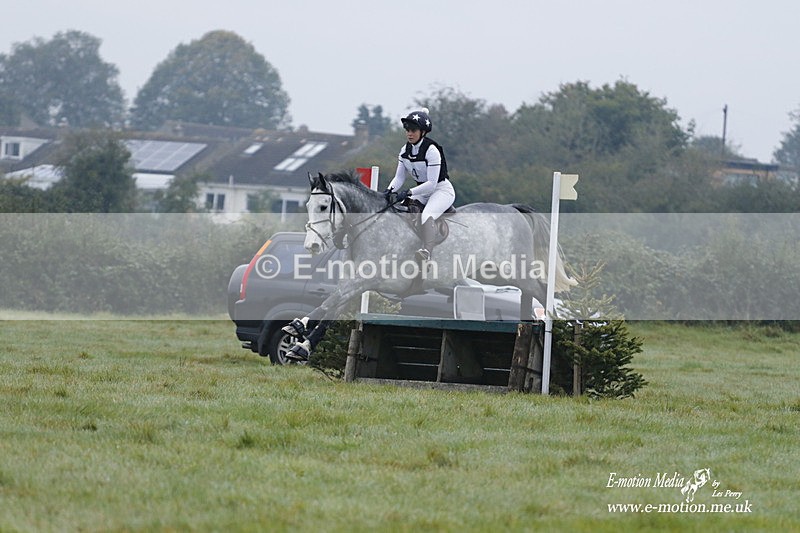 WWHT 171021 0288 - Novice Restricted (0.80m)  17/10/21