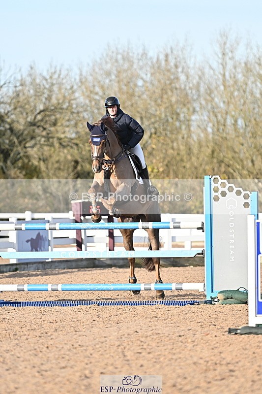 241113A-141456-00829 - Cls 05A&B Snr Fox & 1.20m Open