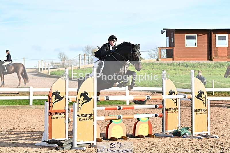 241113A-140729-00802 - Cls 05A&B Snr Fox & 1.20m Open