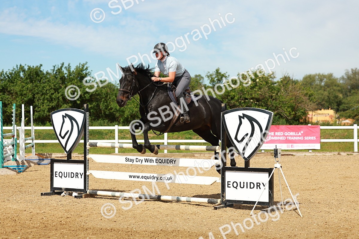 SBM_002501 - Class 4 - Senior Newcomers - 1.10m