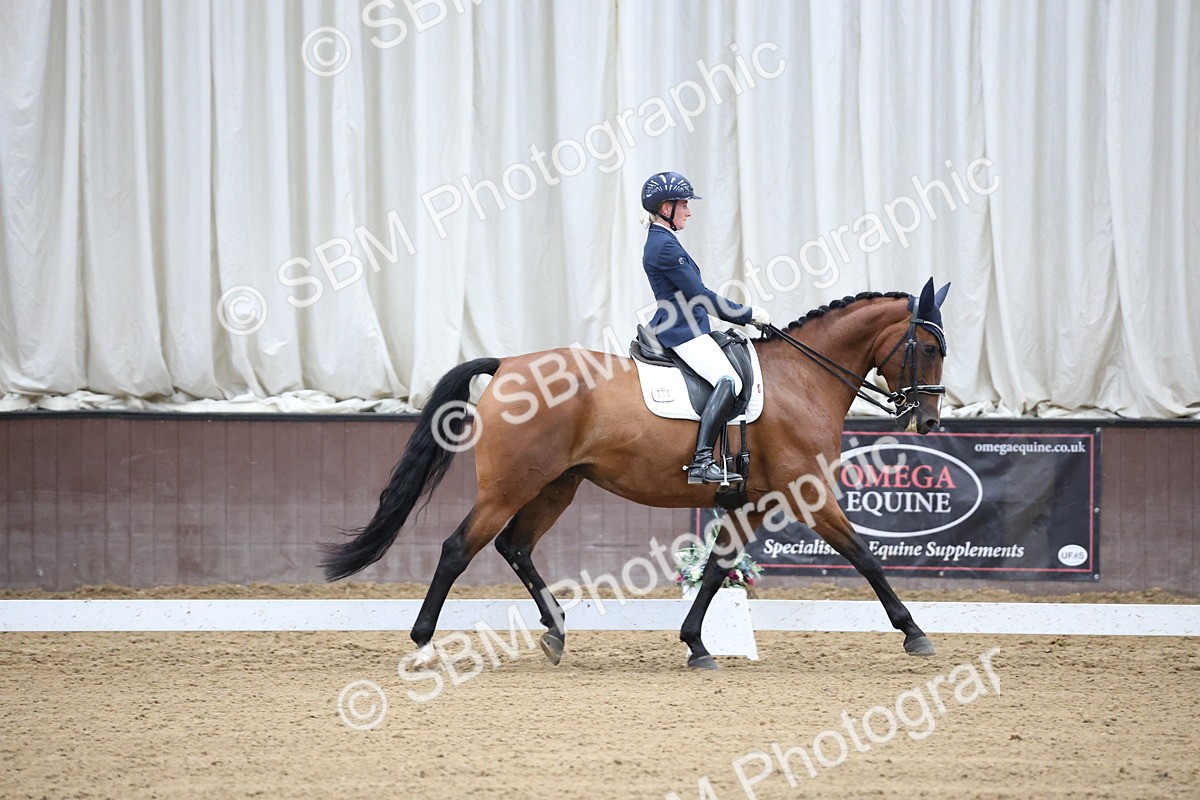 SBM_003962 - Class 8 - Advanced Medium 6 Silver