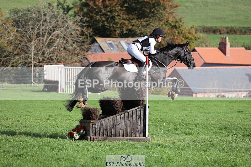 241025-114448-06556 - 052-Lydia.Heywood-JUST.THE.BISCUIT