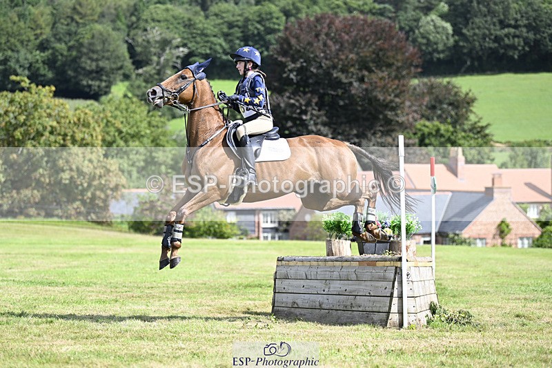 240825X-113007-32538 - 70cm XC 11.00 to 12.00