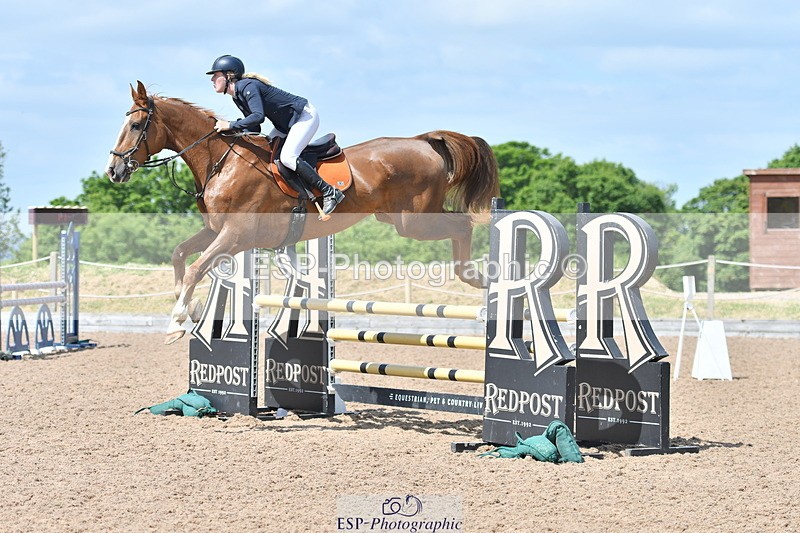 240609A-111719-04483 - Cls 17 Snr 1.05m Open