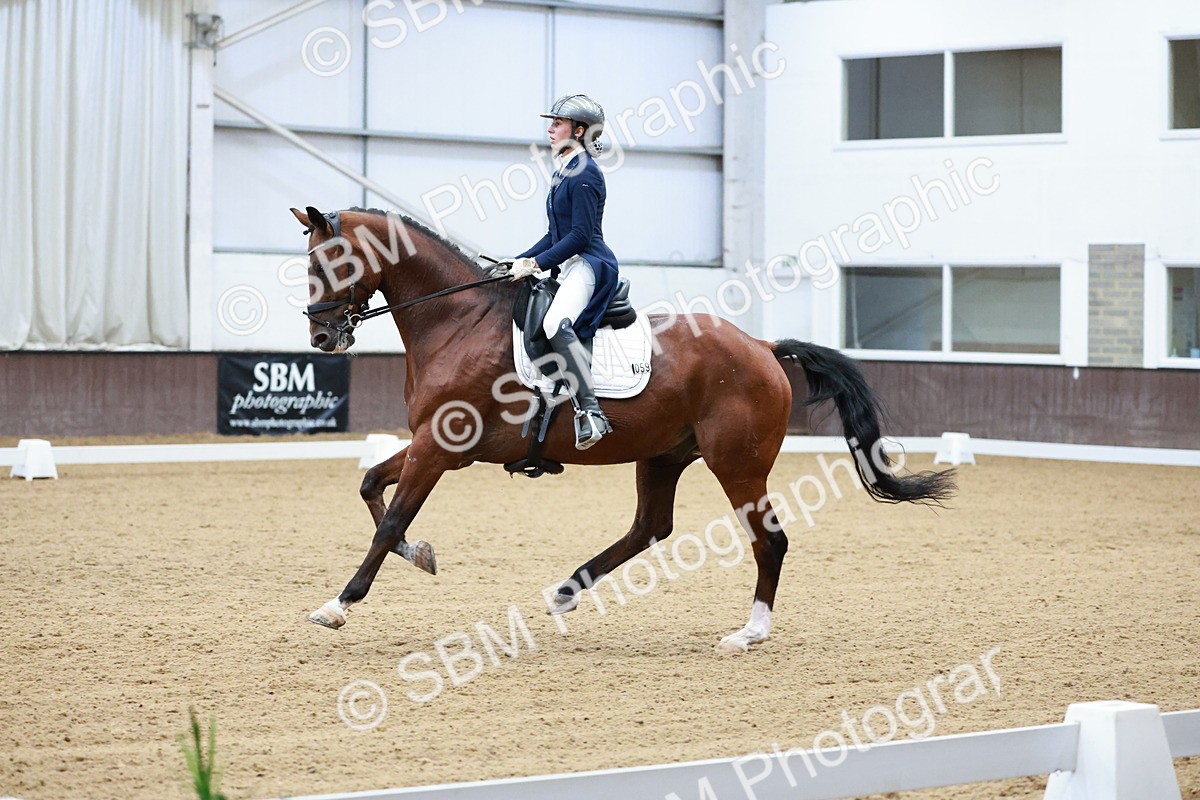 SBM_016420 - Class 5 - FEI INT II - 17.24-18.20
