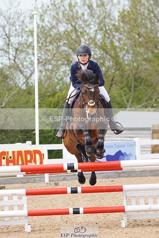 230513A-140632-01233 - Cls 6 Pony Bright Star