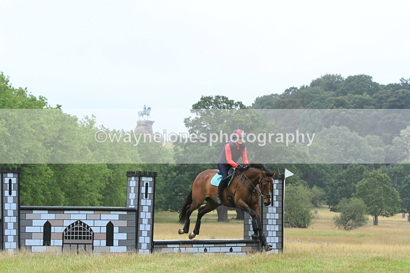 IMF_1638 - Time at Castle Jump 09:18 to 10:15