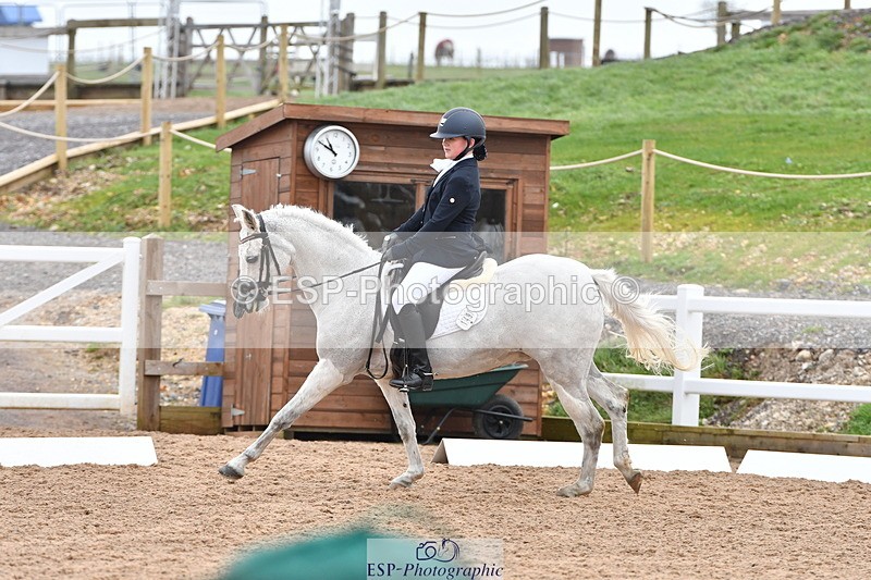 240121A-105019-00486 - Cls 5 Novice 37A