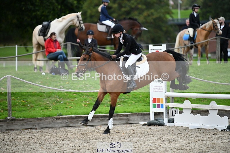 251004A-170230-02354 - Classes 10 & 11 80cm