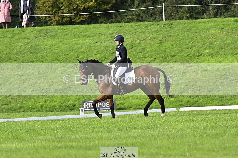 251023A-104022-02892 - F-407-Helen.Jackson