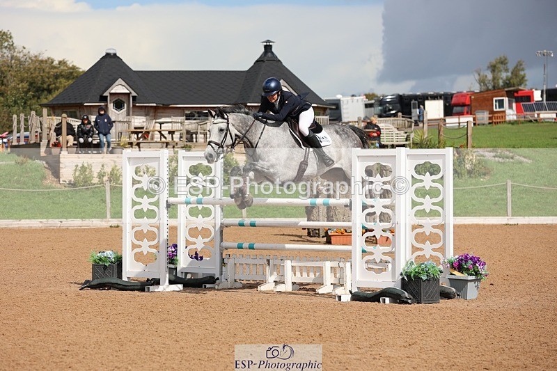 250911-122118-01425 - Cls 3 Snr Foxhunter