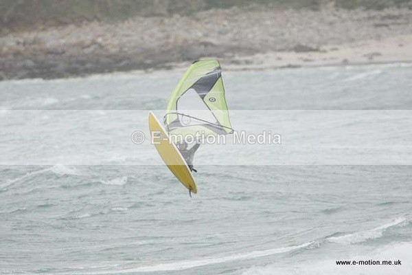 WS 110509  73 - Windsurfing