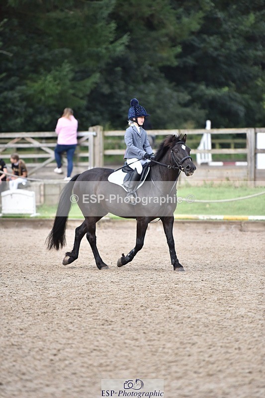 240802-095338-00681 - 70cm Round 1