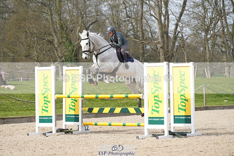 260322A-133633-01880 - 12 Newcomers 1m 10 Open