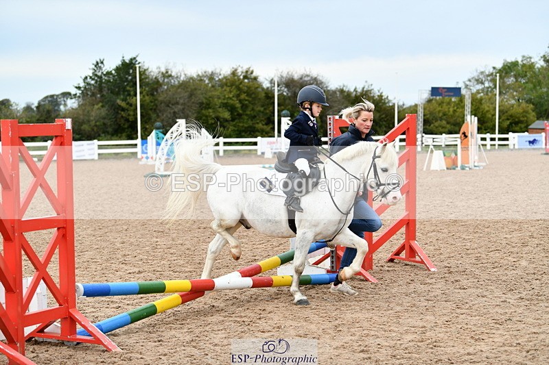 241013B-090156-00080 - Cls 1 Clear Round