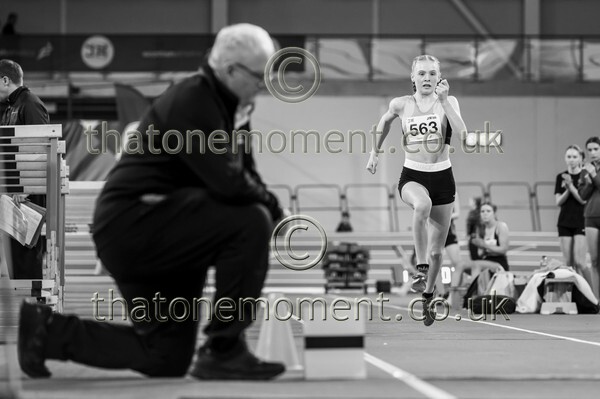 AgeInd25SAT-917811 - Field Female