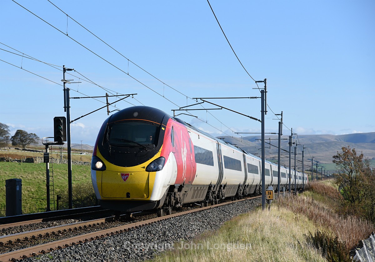 JL - 7.10.18 390112 1S69 13:30 Euston - Glasgow, Salterwath - West Coast Main Line (north to south)