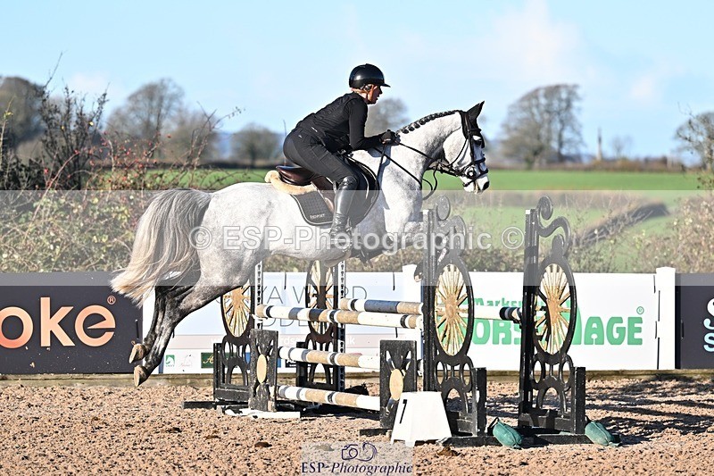 251203-102917-00145 - Cls 1 British Novice and 90cm Open