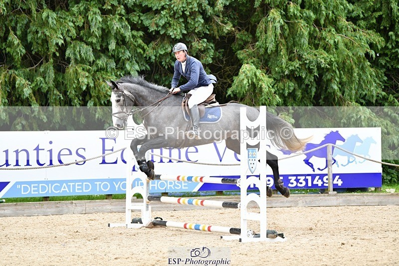 240712-101428-32701 - Cls 137 British Novice and 90cm Open