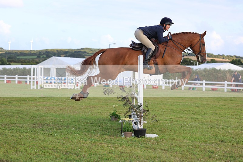 3E7A4991 - Class C1: Showjumping Senior Newcomers/1.10m open