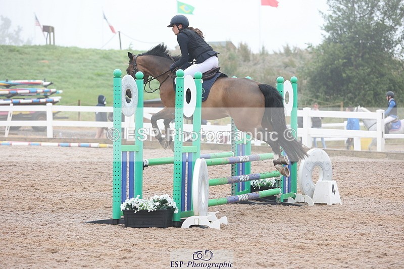 240630A-092713-11497 - Cls 30 British Novice and 80cm Open