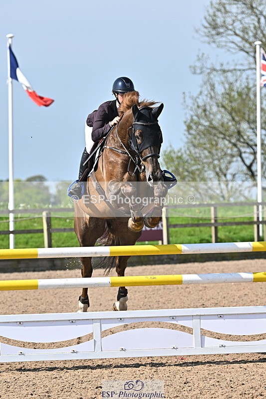 240509A-095007-00681 - Cls 8 Foxhunter