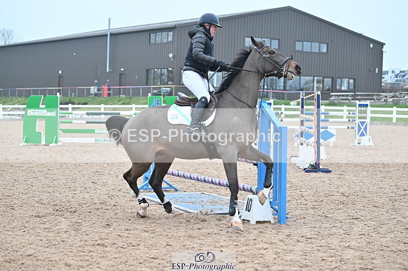 240113A-143527-02393 - Cls 13 Foxhunter and 1.20m Open