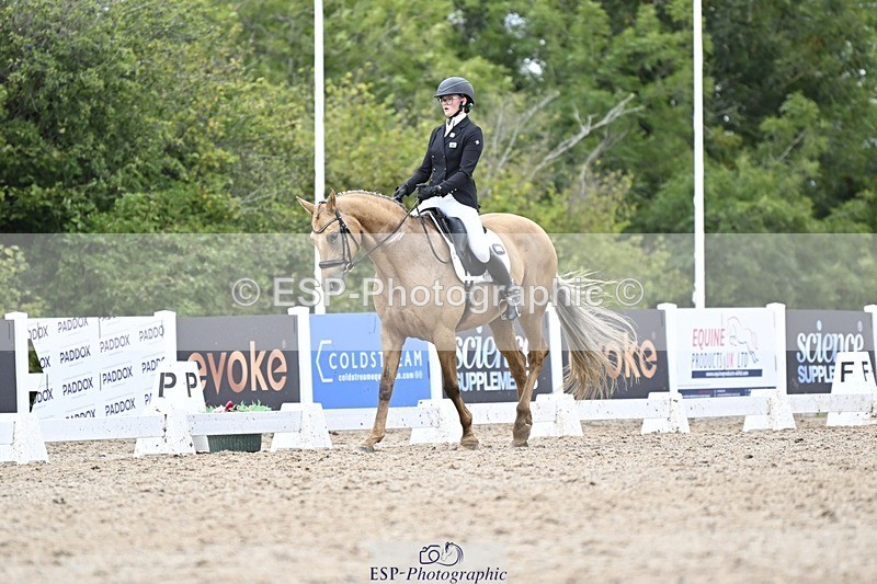 250907-170404-10886 - 054-Amy.Louise.LloydDiva.Royale