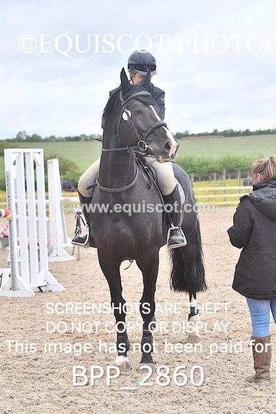 BPP_2860 - SUN CLASS 18 Senior Newcomers/ 1.10m Open