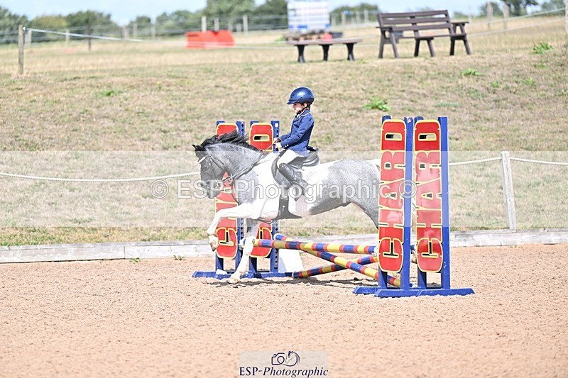 250826-143619-00012 - Clear Round and 60cm