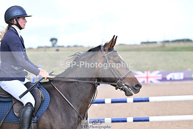 250826-151637-00076 - Clear Round and 60cm