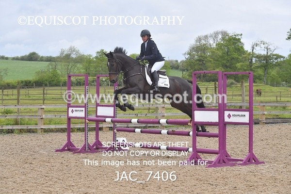 JAC_7406 - CLASS 12  Senior BritiNovice/ 90cm Open