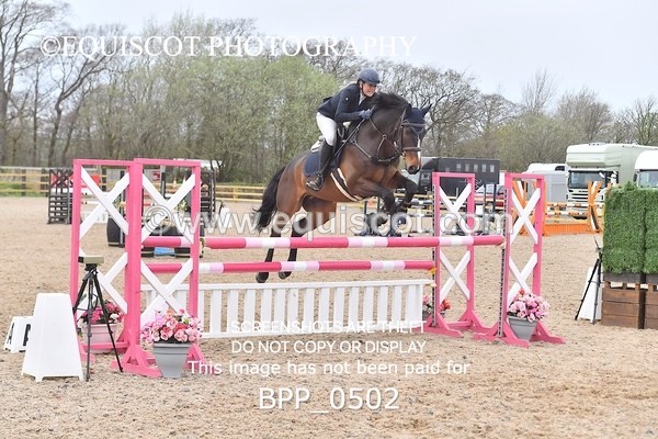 BPP_0502 - CLASS 4 FRI Senior Newcomers/ 1.10m Open