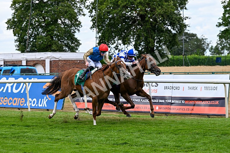 010826-Race 3-Brighton Beach-2708 - Race 3 14.43pm Theakston Great Yorkshire Pint EBF Novice Stakes