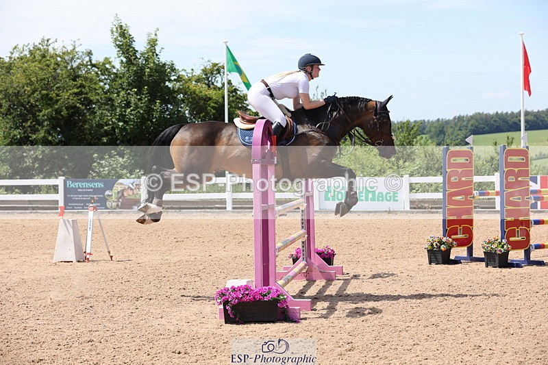 240718A-131050-05448 - Cls 9, 1 Star Bronze Tour 1.10m