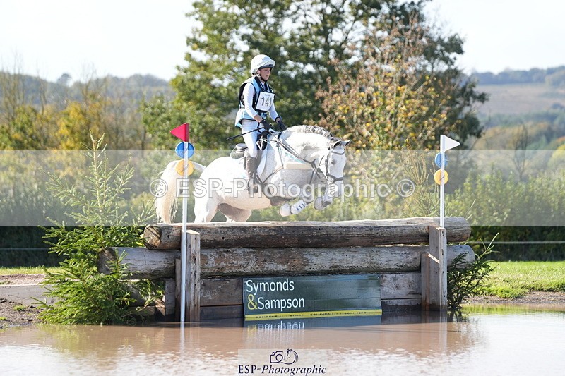 251024A-125013-10817 - B-141-Erin.Neale