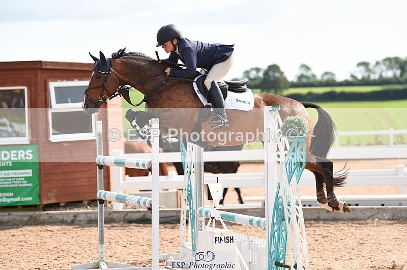 230830A-154718-01212 - Cls 6 National 1.30m