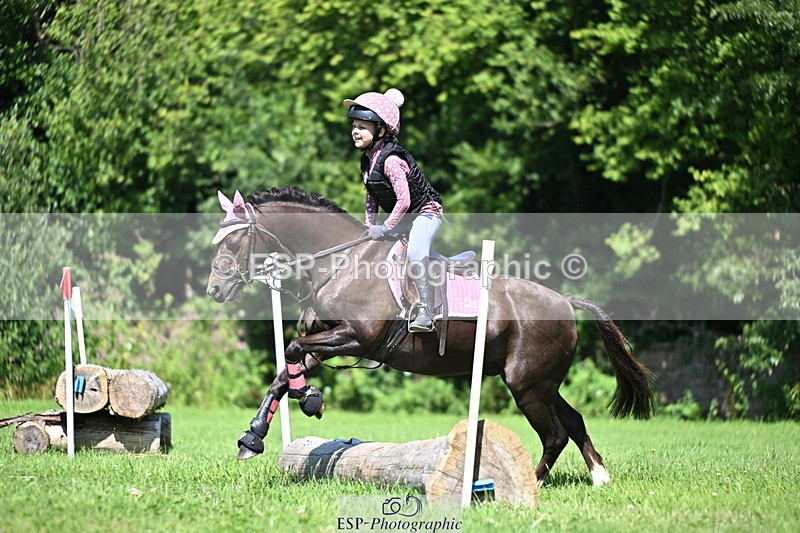 240729B-142725-02787 - Abbie's Group XC