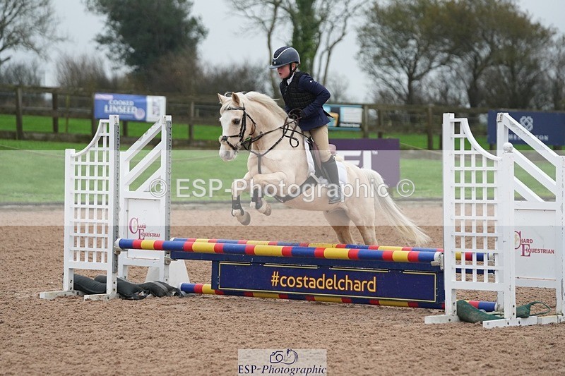 251116-093852-01391 - Cls 18 Clear Round 50cm