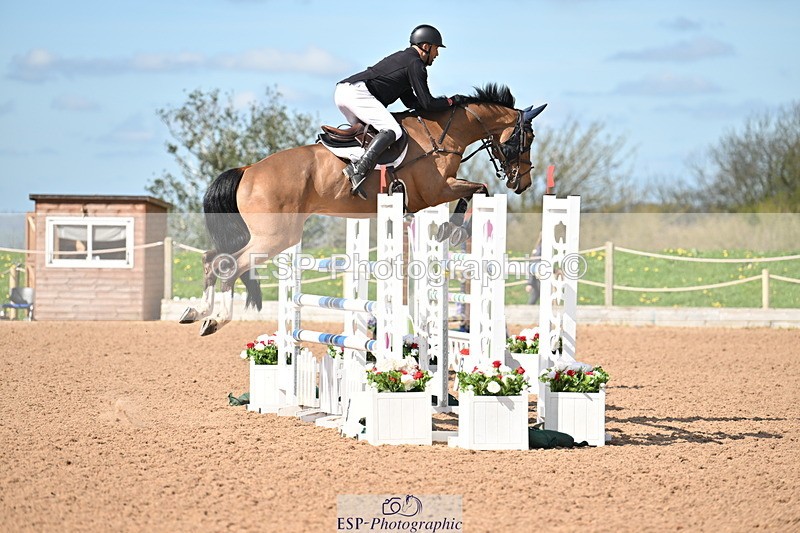 240418A-110320-02430 - Cls 5, 2 Star Medium Tour 1.35m