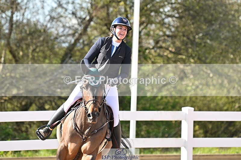 240419A-161150-08820 - Cls 14, 1 Star Bronze Tour 1.10m