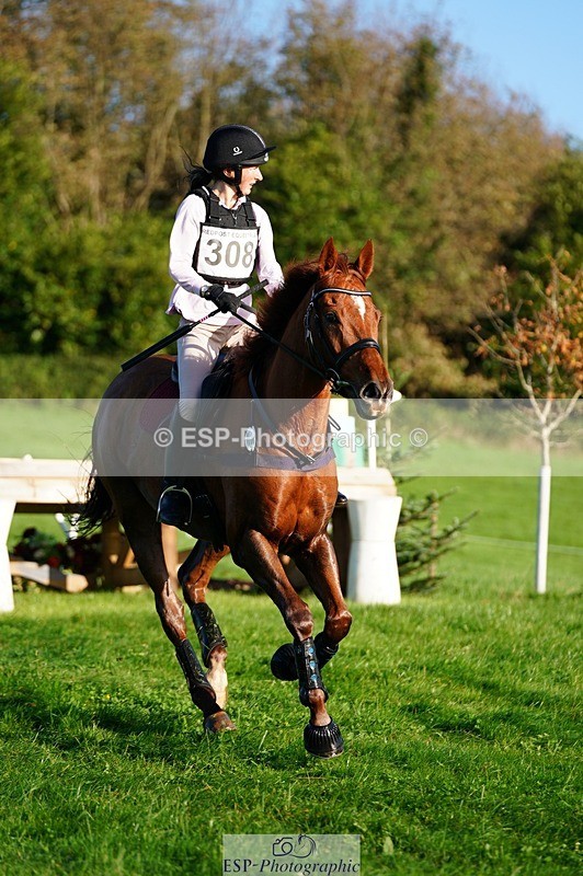 241026-095632-11241 - 308-Rachel.Lawson-RED.STAG