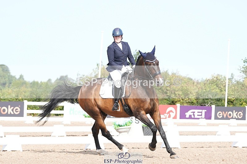 250815-101342-00364 - 008-Deborah.NewmanLegolas