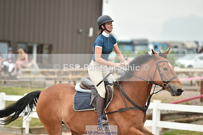 230611A-114608-04846 - Cls 33 95cm Amateur Qualifier