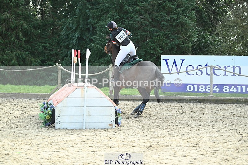 250309A-140249-01556 - Cls 03 90cm 13.50 to CW