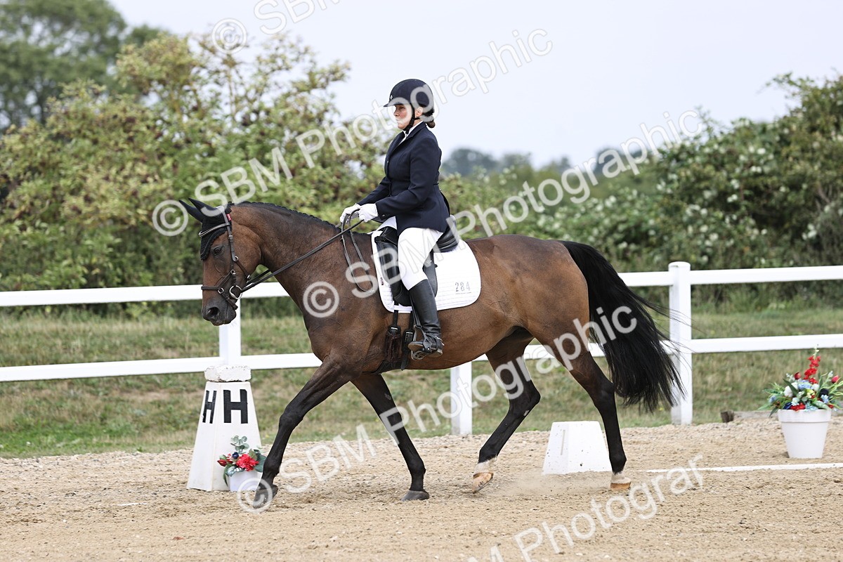 SBM_017473 - Class 14 - Novice 23 - 13.52-14.55