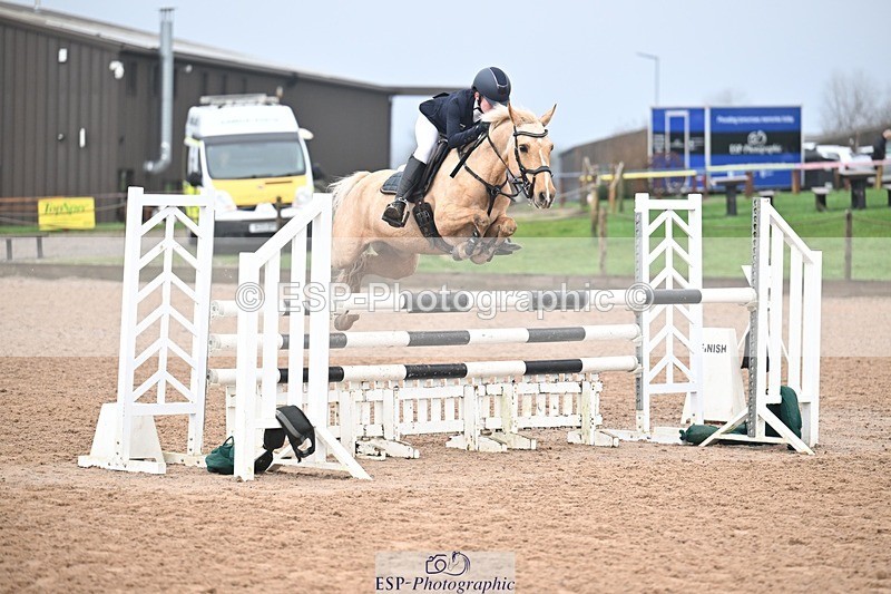 251115-132321-00783 - Cls 32+33 Springboard and Winter 138cm