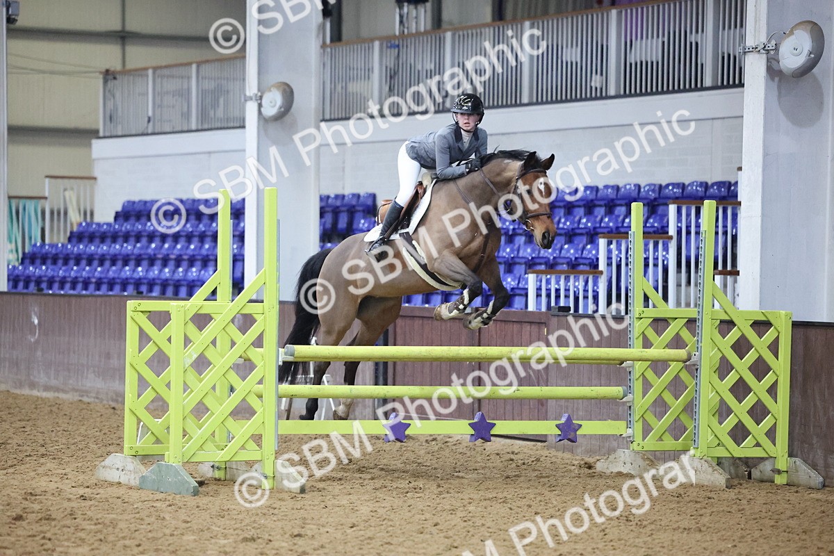 SBM_003160 - Class 11 - Blue Chip Pony Newcomers - 1.00m Open