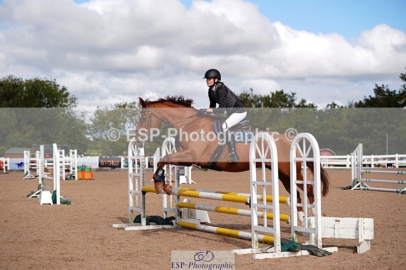 250921-112132-02655 - Cls 21+22 Club and Schools 70cm