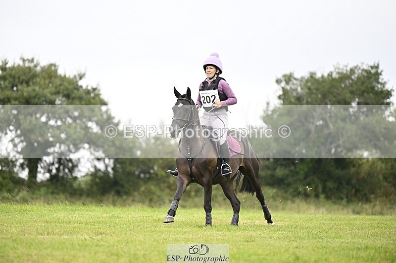 240831A-143209-04244 - 202-Kate.Brown-SLADESHILL.OUT.OF.THE.BLUE